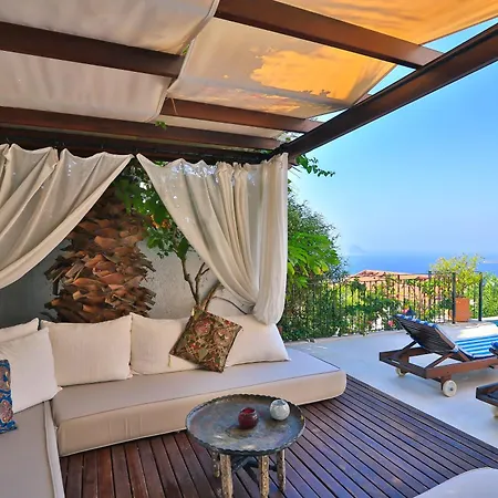 Isinda, Town Centre *