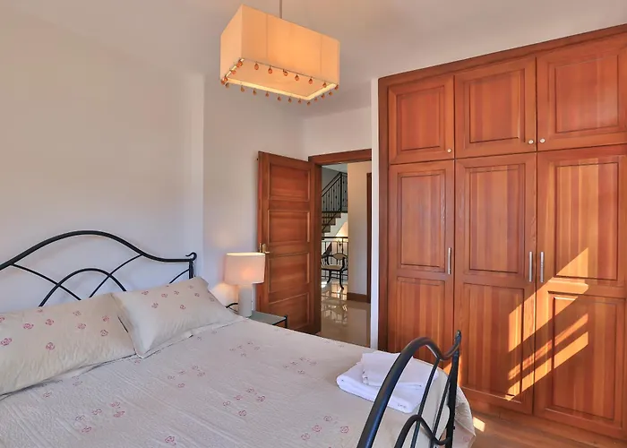 Villa Isinda, Town Centre Kaş